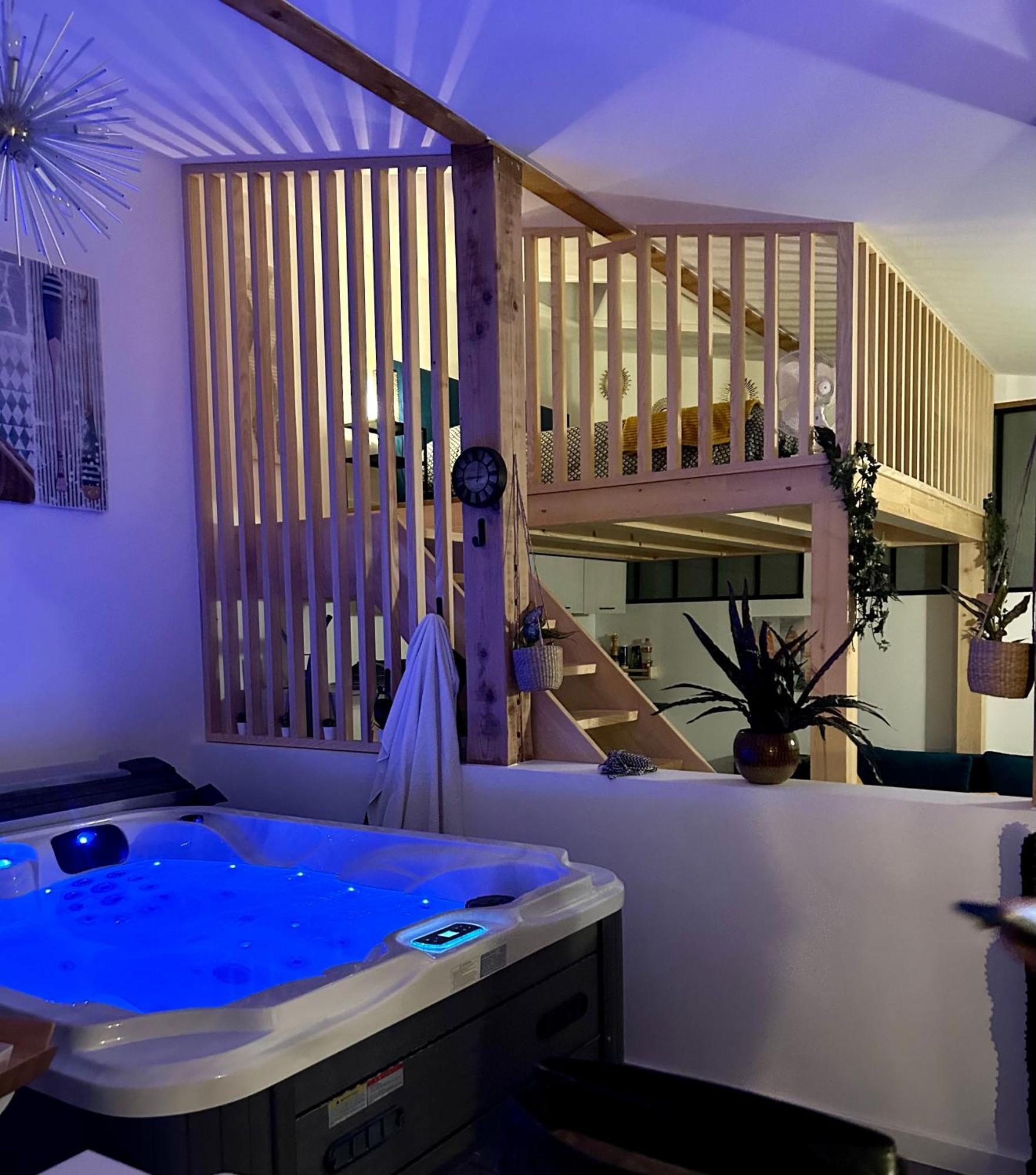 Loft Avec Jacuzzi Et Terrasse Prives Apartment Sévrier Exterior foto